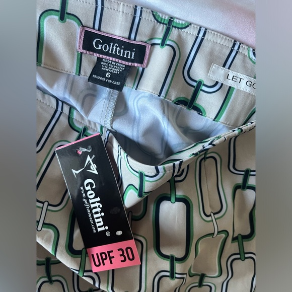 NWT GOLFTINI THE PERFORMANCE STRETCH SKORT - Picture 5 of 6